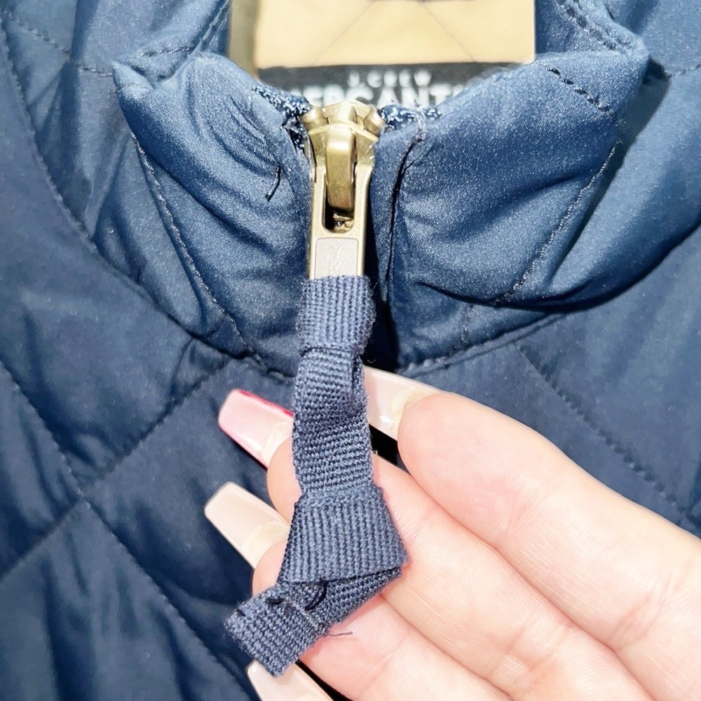 J. Crew Mercantile 100% Polyester Navy Blue Quilted Women’s Vest - Picture 4 of 13